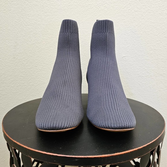 EVERLANE Women's The Glove Boot Ribbed Knit Slate Gray Booties Sz 9 - Picture 3 of 11